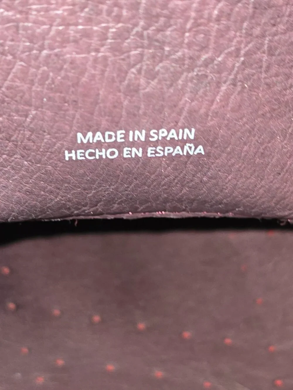 PIKOLINOS repairs which nicks